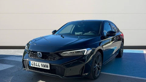 Honda Civic 2.0 i-MMD Sport CVT
