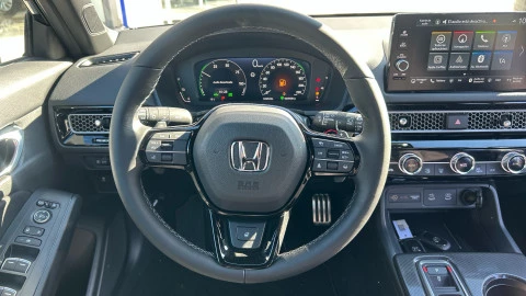 Honda Civic 2.0 i-MMD Sport CVT