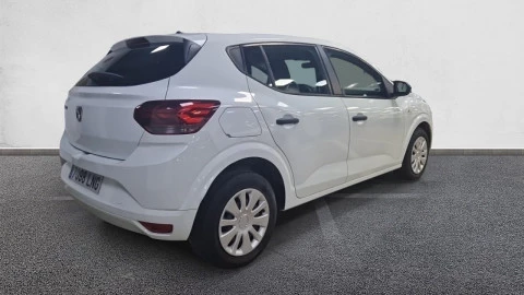 Dacia Sandero Essential SCe 49kW (65CV)