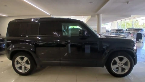 Land Rover Defender 3.0D I6 250 S 110 Auto 4WD MHEV Land Rover Defender 3.0D I6 250 S 110 Auto 4WD MHEV