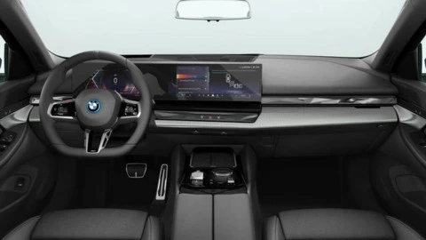 BMW i5 eDrive40