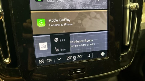 Volvo XC40 B3 G Plus Dark Auto 120 kW (163 CV)