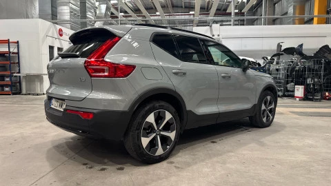 Volvo XC40 B3 G Plus Dark Auto 120 kW (163 CV)