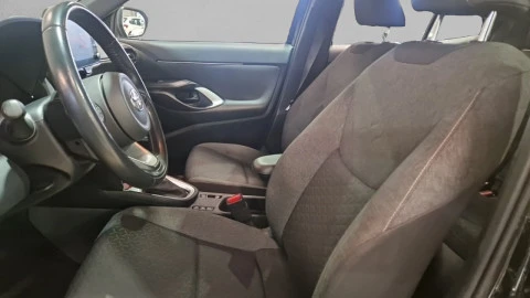 Toyota Yaris Cross 1.5 120H Active Tech Pack Confort