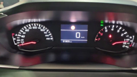 Peugeot 2008 Allure BlueHDI 100 S&S BVM6