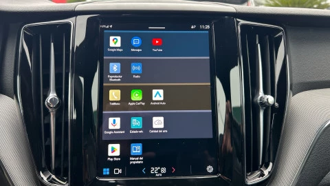 Volvo XC60 2.0 B5 G AWD Plus Dark Auto