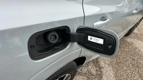 Volvo XC60 2.0 B5 G AWD Plus Dark Auto