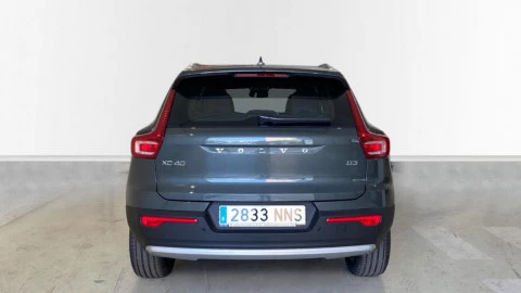Volvo XC40 2.0 B3 G Core Auto