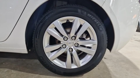 Peugeot 308 5p Style 1.2 PureTech 81KW (110CV) S&S