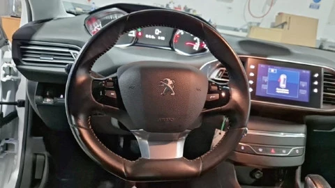 Peugeot 308 5p Style 1.2 PureTech 81KW (110CV) S&S