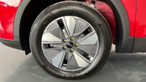 EBRO S400 1.5 DHE HEV Excellence CVT