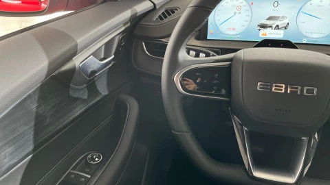 EBRO S400 1.5 DHE HEV Excellence CVT