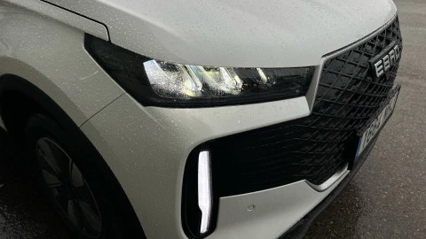 EBRO S400 1.5 DHE HEV Excellence CVT