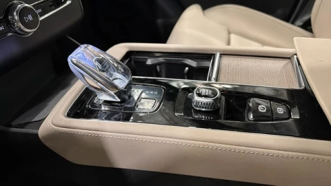 Volvo XC90 T8 Black Edition Plus Recharge AWD Auto 335 kW (455 CV)