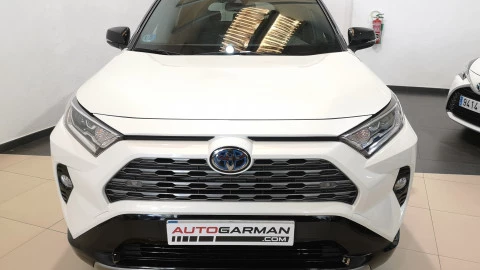 Toyota Rav4 2.5l 220H Feel!