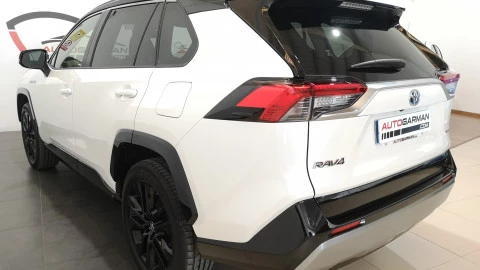 Toyota Rav4 2.5l 220H Feel!