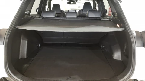 Toyota Rav4 2.5l 220H Feel!
