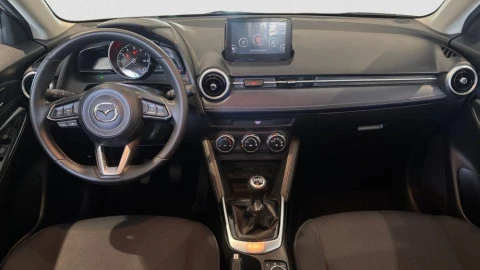 Mazda 2 Zenith
