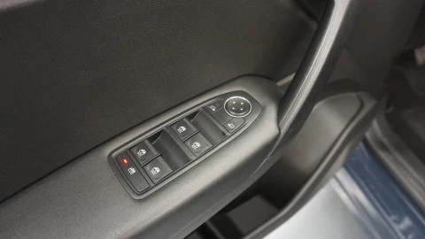 Renault Captur equilibre TCe 67kW (90CV)