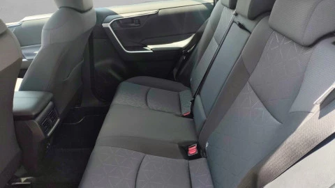 Toyota Rav4 2.5l 220H Business