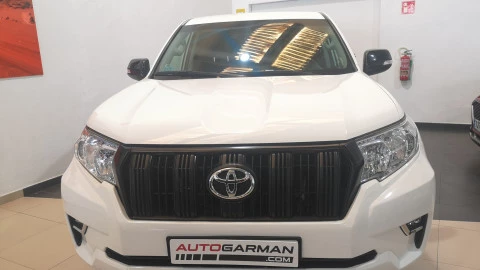 Toyota Land Cruiser 2.8 D-4D GX