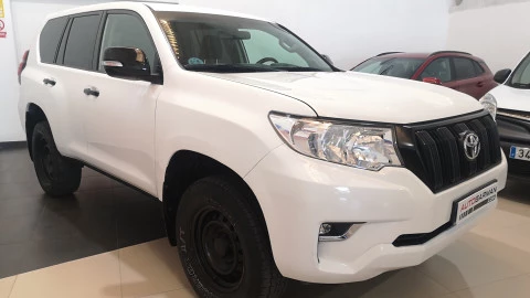 Toyota Land Cruiser 2.8 D-4D GX