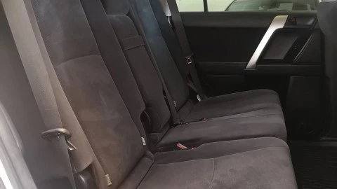Toyota Land Cruiser 2.8 D-4D GX