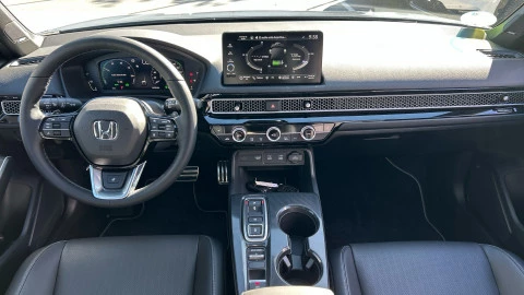 Honda Civic 2.0 i-MMD Advance CVT