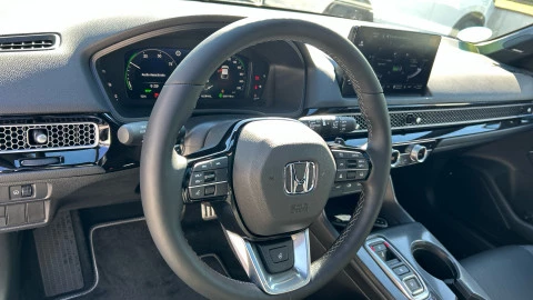 Honda Civic 2.0 i-MMD Advance CVT