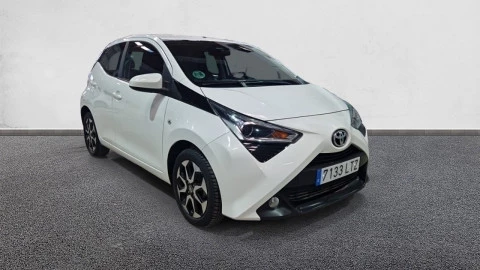 Toyota Aygo 1.0 70 x-play