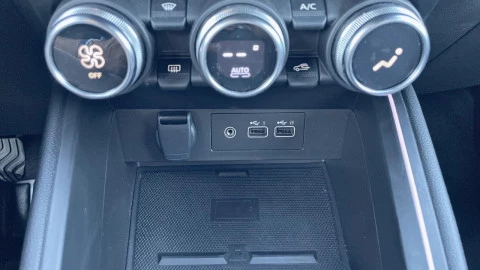 Renault Clio techno Eco-G 100cv (74kW)