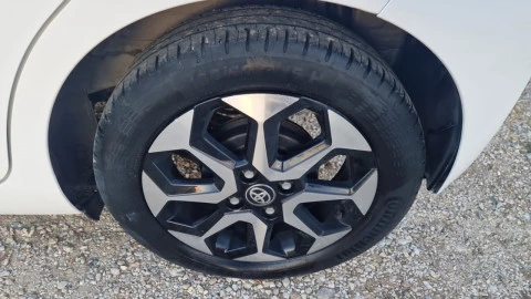 Toyota Aygo 1.0 70 x-play