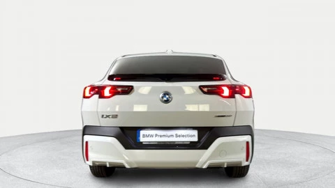 BMW iX2 xDrive30