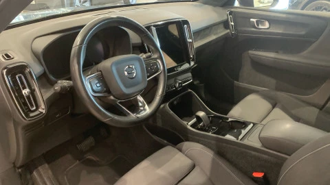 Volvo XC40 Recharge Eléctrico Plus Auto