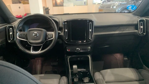 Volvo XC40 Recharge Eléctrico Plus Auto