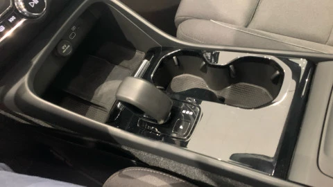 Volvo XC40 Recharge Eléctrico Plus Auto