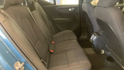 Volvo XC40 Recharge Eléctrico Plus Auto