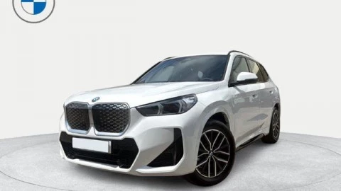 BMW iX1 xDrive30