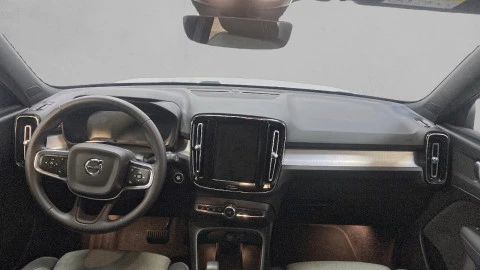 Volvo XC40 2.0 B3 G Core Auto
