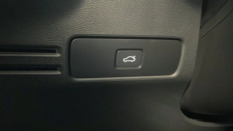 Volvo XC40 2.0 B3 G Core Auto