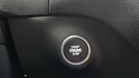 Volvo XC40 2.0 B3 G Core Auto