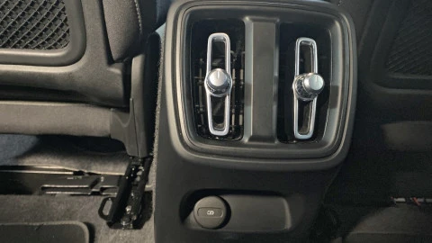 Volvo XC40 2.0 B3 G Core Auto