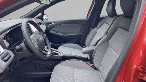 Renault Clio techno Eco-G 100cv (74kW)