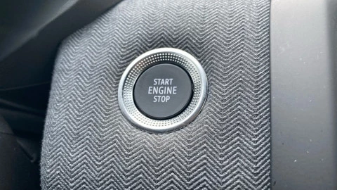 Renault Clio techno Eco-G 100cv (74kW)
