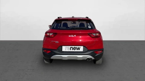 Kia Stonic   1.0 T-GDi MHEV Concept 100