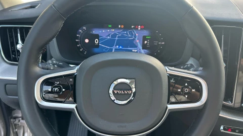 Volvo XC60 2.0 T6 AWD Recharge Plus Dark Auto
