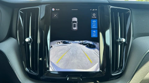 Volvo XC60 2.0 T6 AWD Recharge Plus Dark Auto