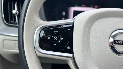 Volvo XC60 2.0 T6 AWD Recharge Plus Bright Auto