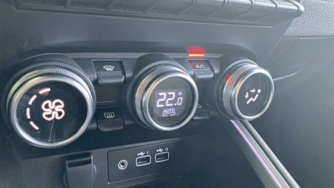 Renault Clio techno Eco-G 100cv (74kW)