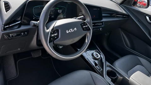 Kia Niro 1.6 GDi HEV 95kW (129CV) Drive